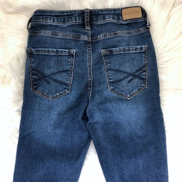 Aeropostale High Waisted Ankle Jegging Distressed - Picture 6 of 6